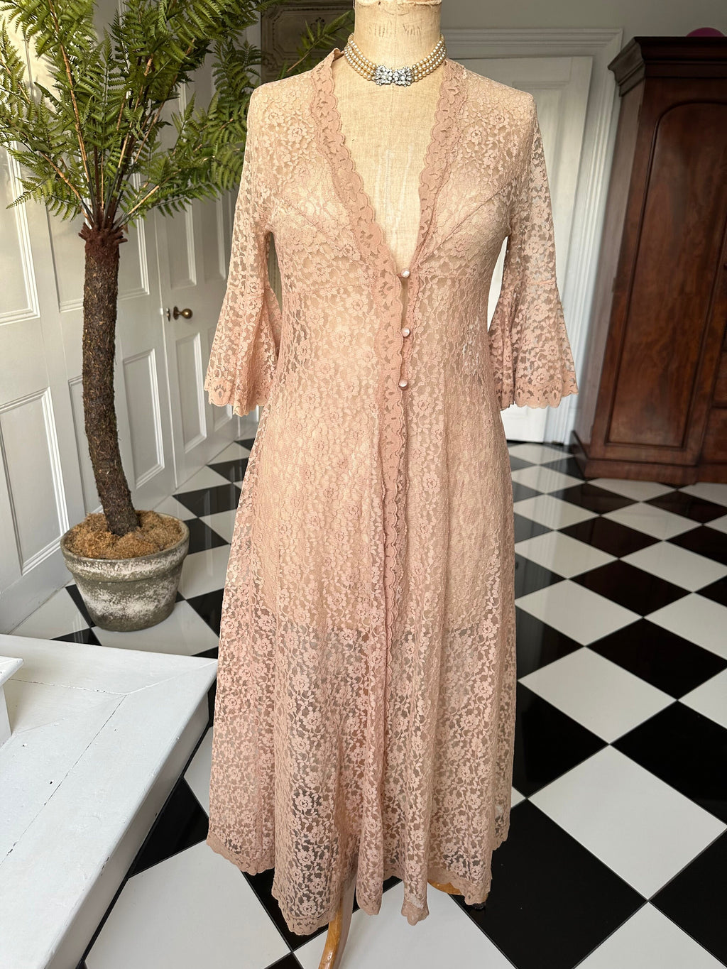 1970s Beige sheer lace peignoir robe with bell sleeves