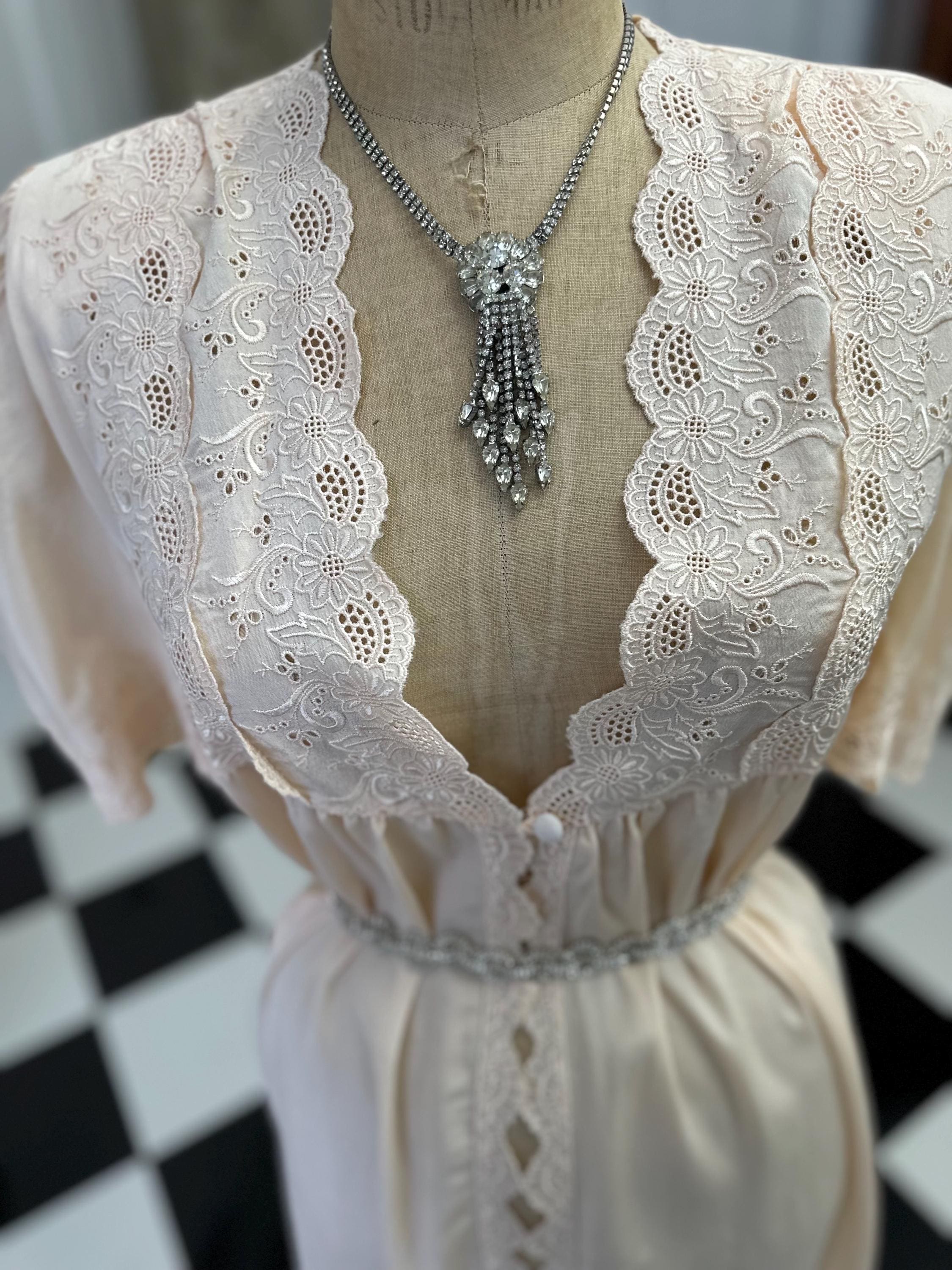Vintage 1970 Peach Gown robe  Elegant Embroidery Sultry Details