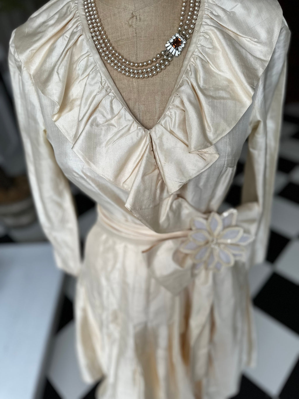 1970 Vintage Dupion silk dress long sleeve