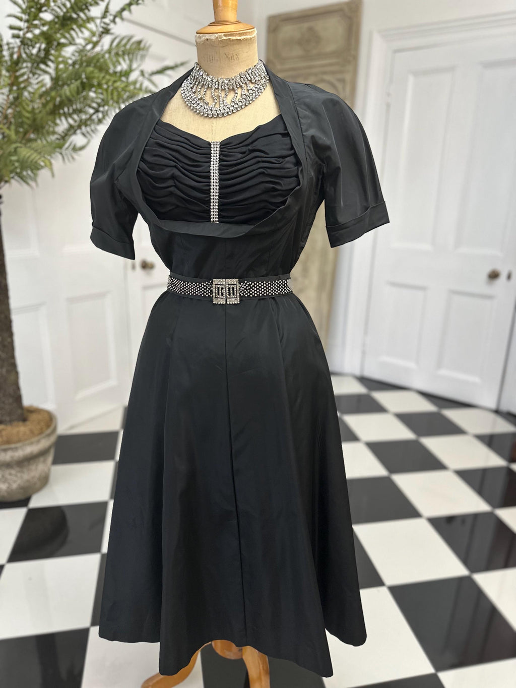 1950s Black Taffeta Cocktail Dress – Reich Original, Full Circle Skirt, Hollywood Regency Style