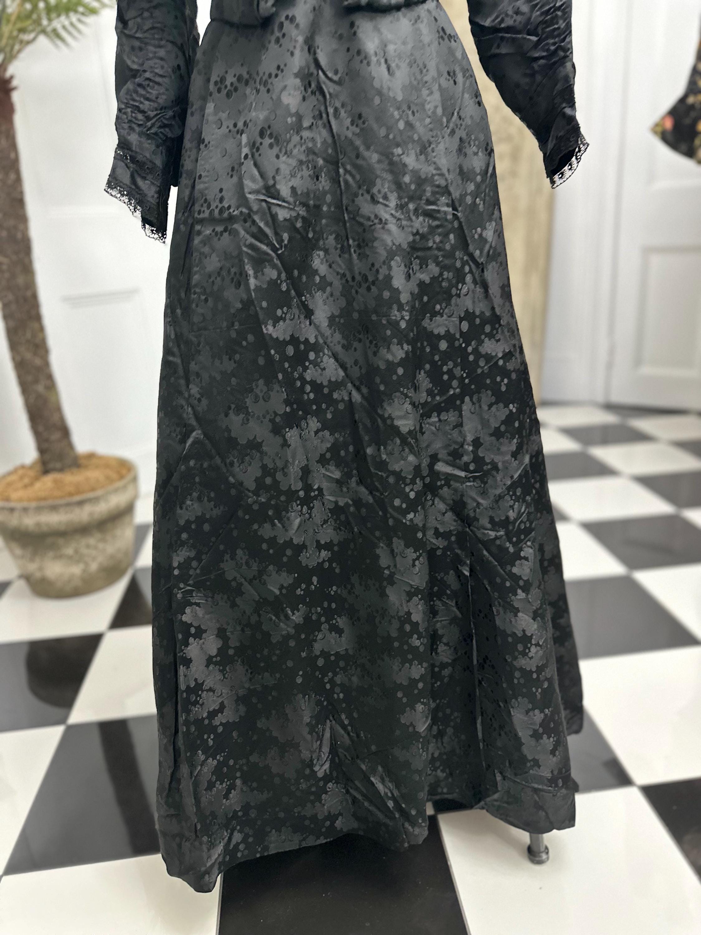 Victorian Black Silk Bodice and Skirt Set: Tape Lace Detail