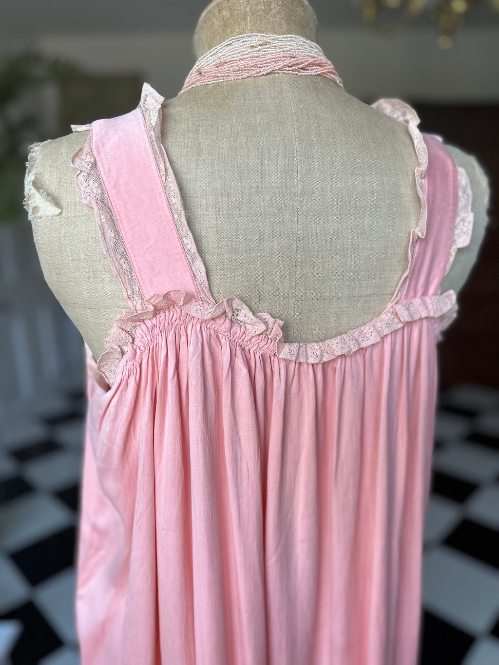 1940s Silk peach smock style peach slip