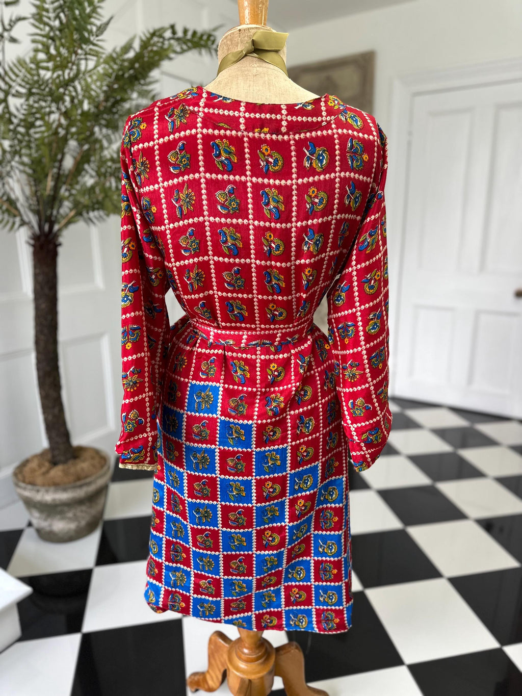 Vintage Silk Reversible Kimono: Upcycled Saree Fabric