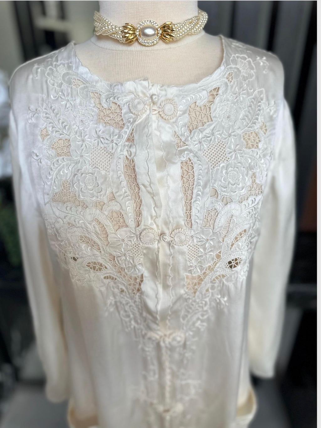 Antique 1940s 50s Silk Gown  peignoir