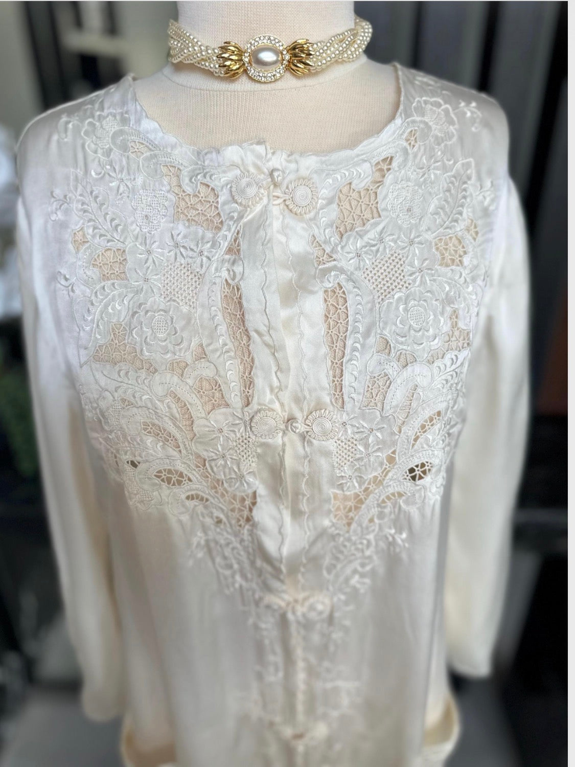 Antique 1940s 50s Silk Gown  peignoir