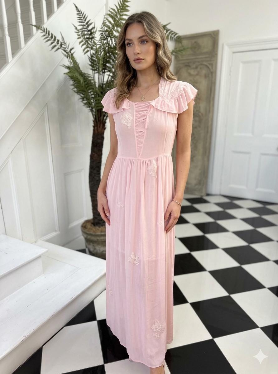 1940s Pink silk crepe dress with hand embroidery details on the shoulder added lace appliqués