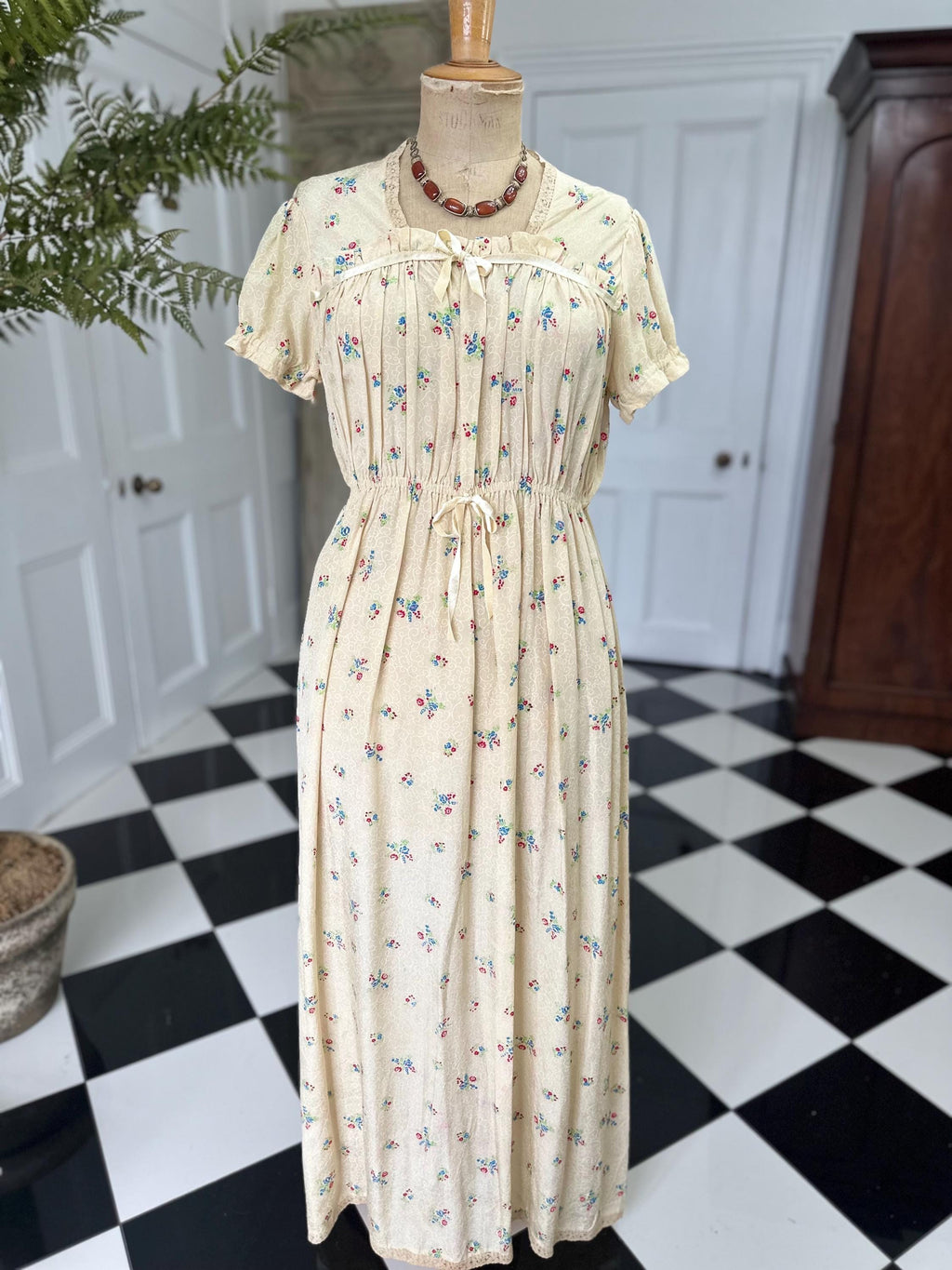 Vintage 1940s Silk Dress with Tiny Floral Details
