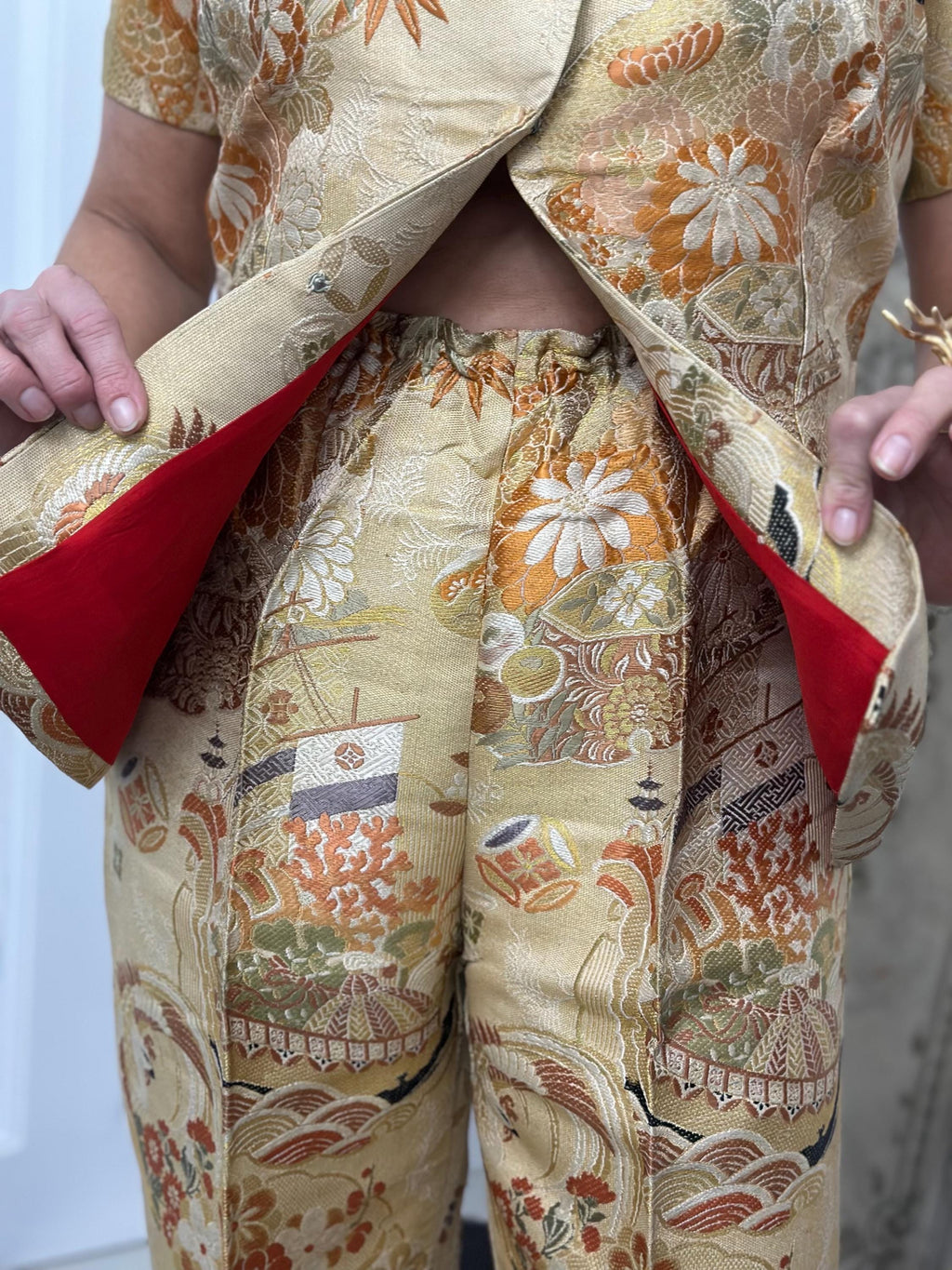 1950 jacket and trousers in gold brocade Chinese embroidery suite