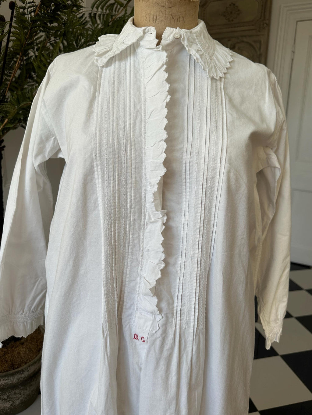 Victorian Edwardian long night shirt dress with large collar and monogram of MG