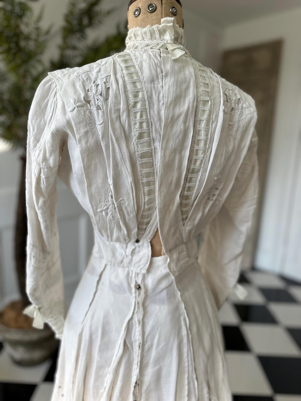 Edwardian linen  lawn dress hand embroidered skirt and bodice with silk ribbon