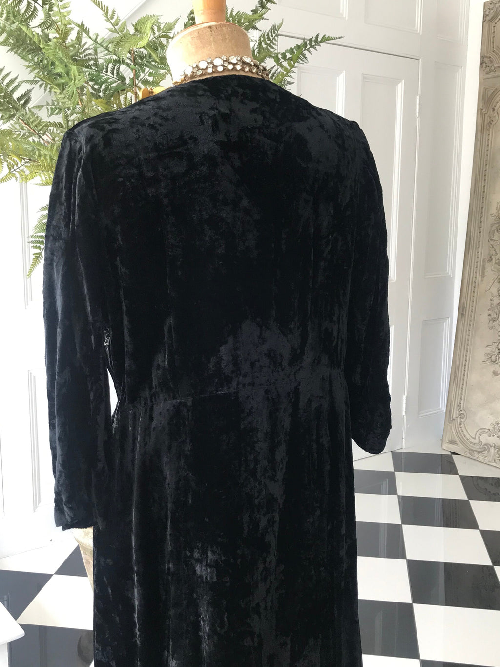 1930 1940s Black velvet dress with gold dress clip