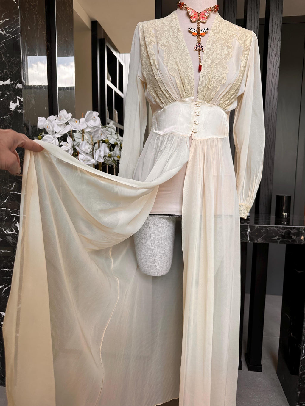 Vintage Forty Winks Ivory Lace Peignoir 1940s  Sheer Bridal Nightgown