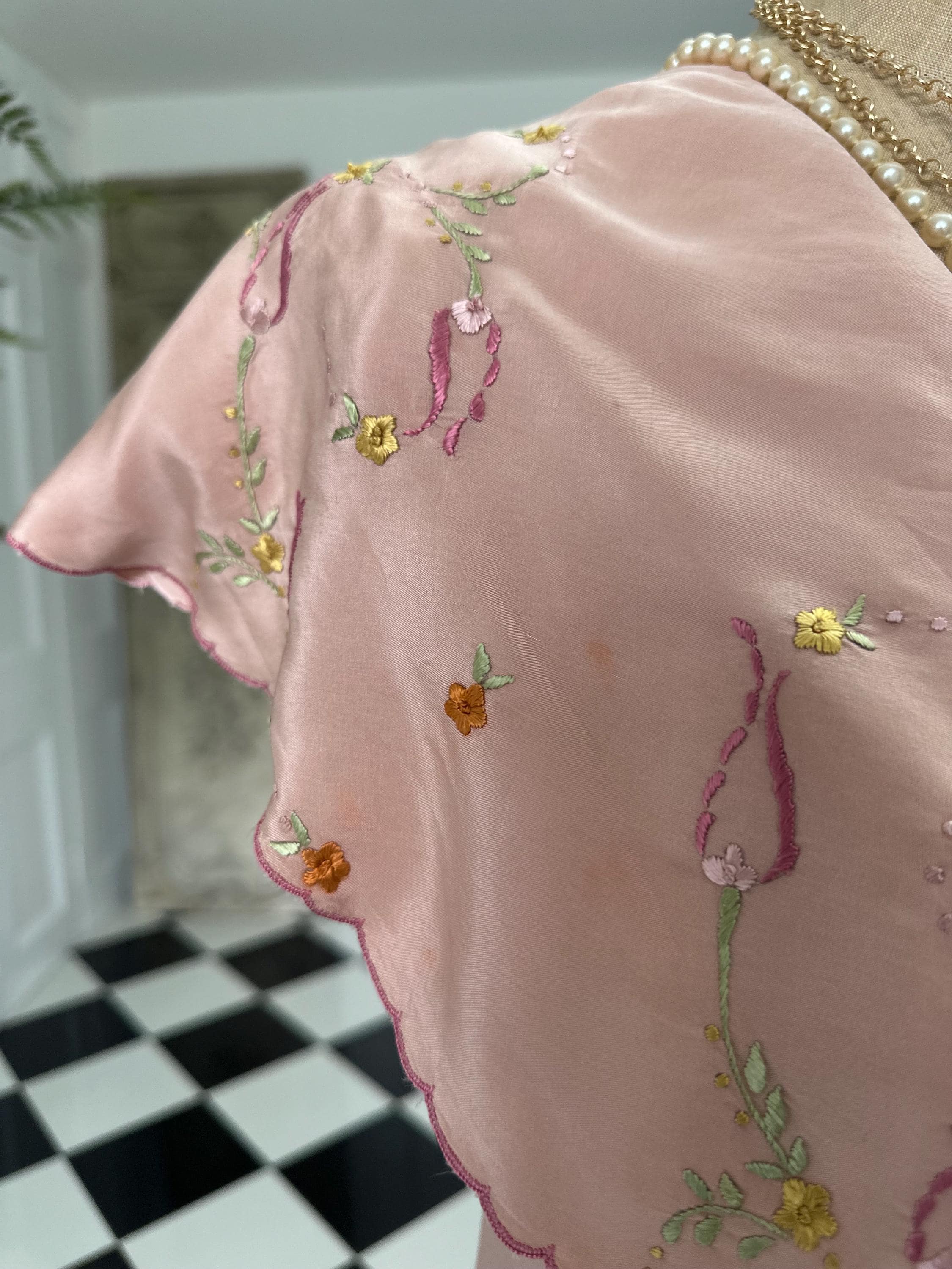 Rare 1940s Vintage dusky pink silk nightgown dress