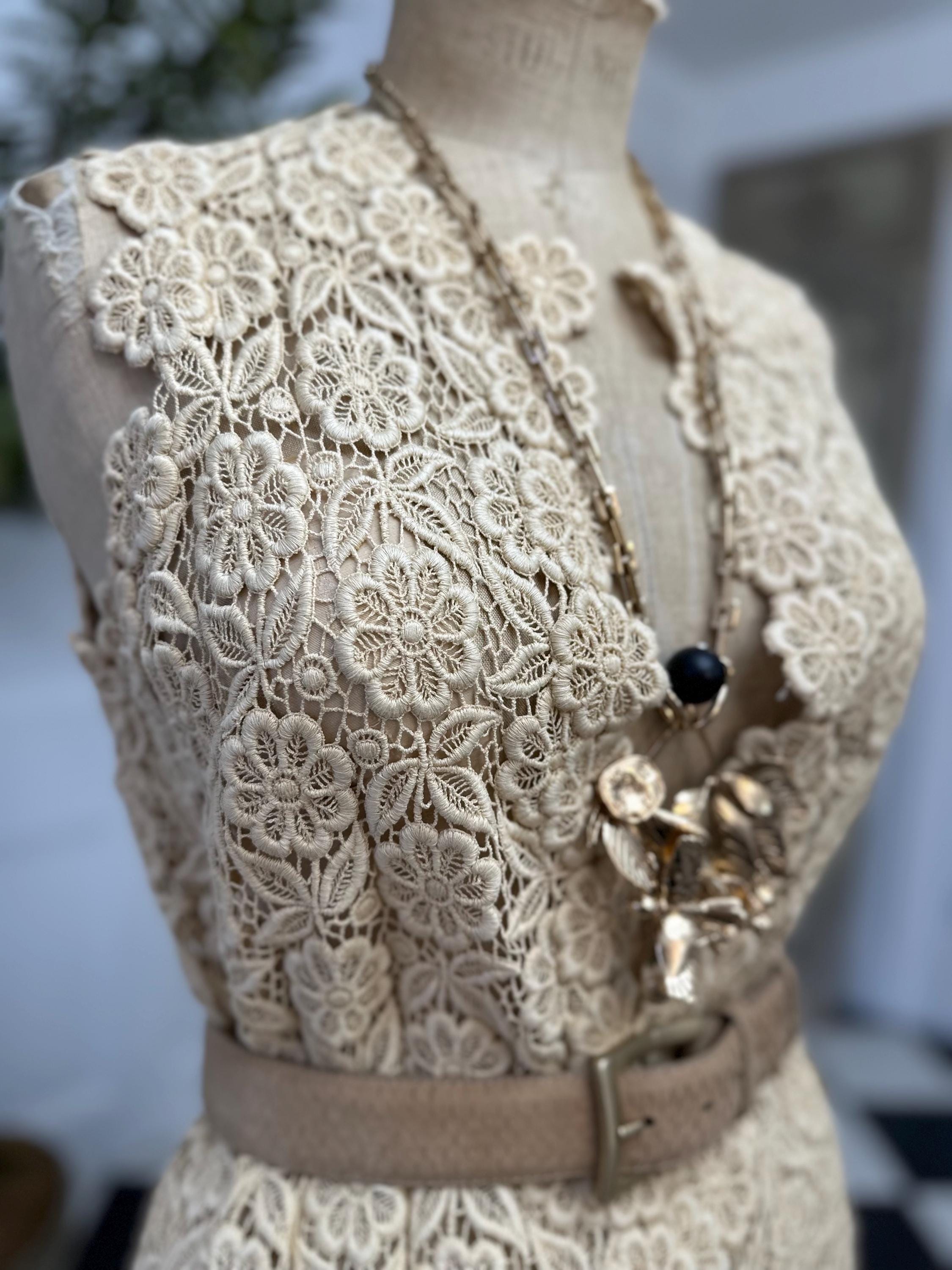 1970s boho style cream lace sleeveless long cardigan