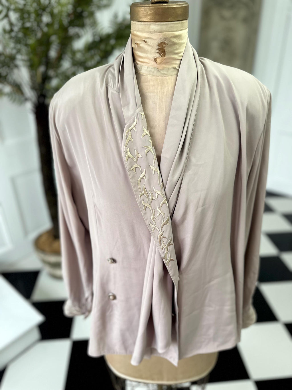 1980s Grey Blouse with Unique style with Embroidery