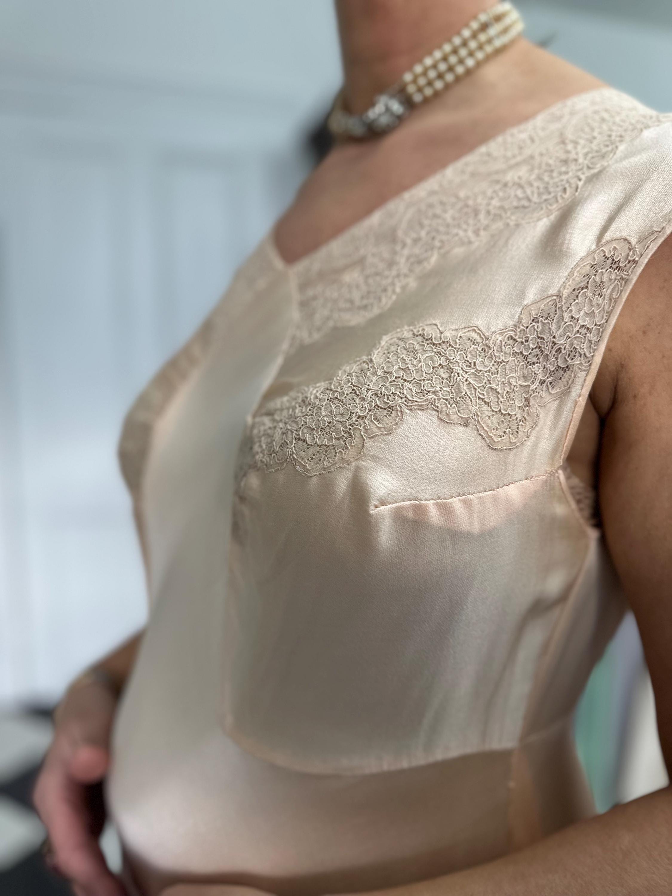 1930s silk and lace long slip dress in peach
