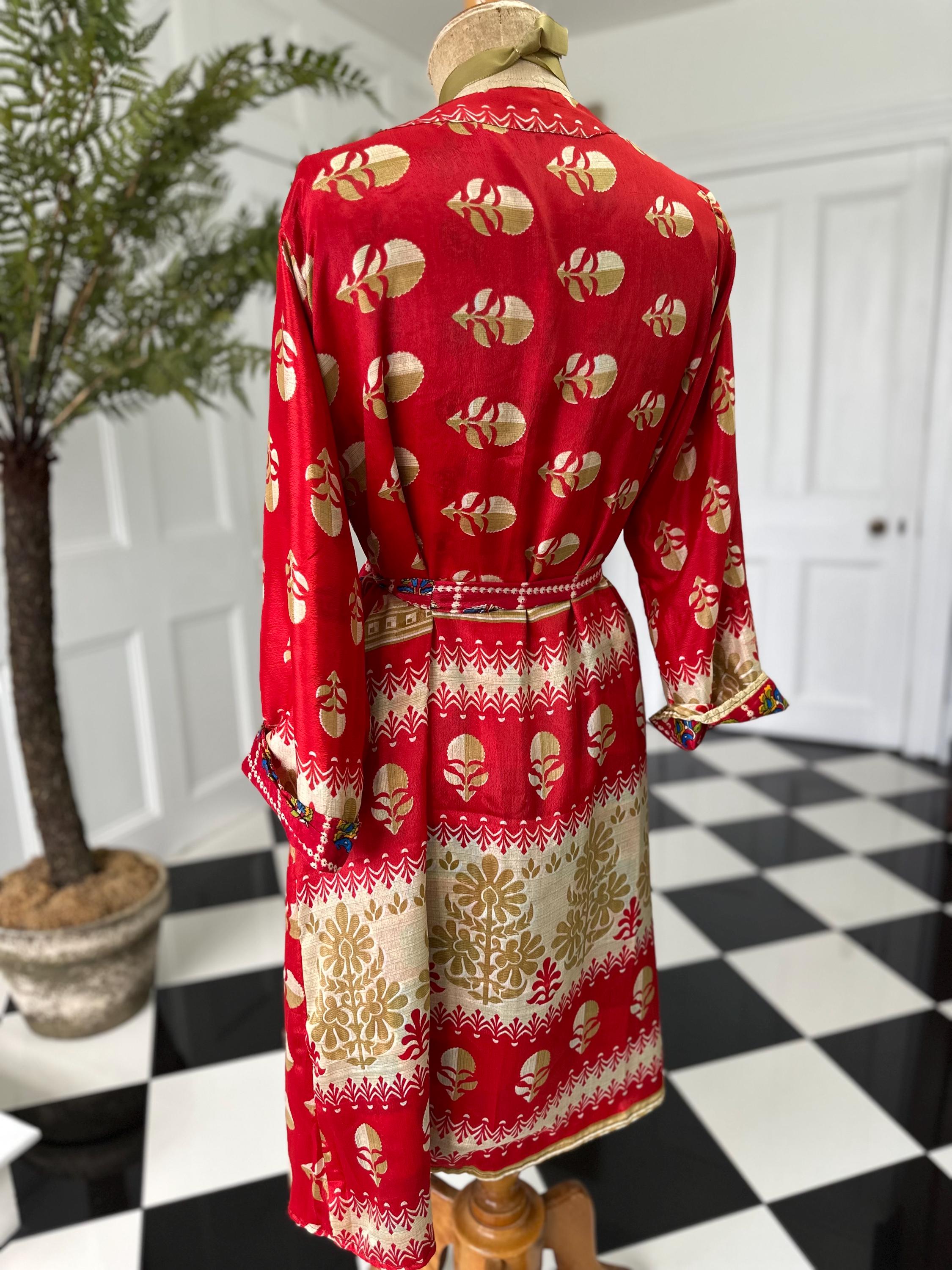 Vintage Silk Reversible Kimono: Upcycled Saree Fabric