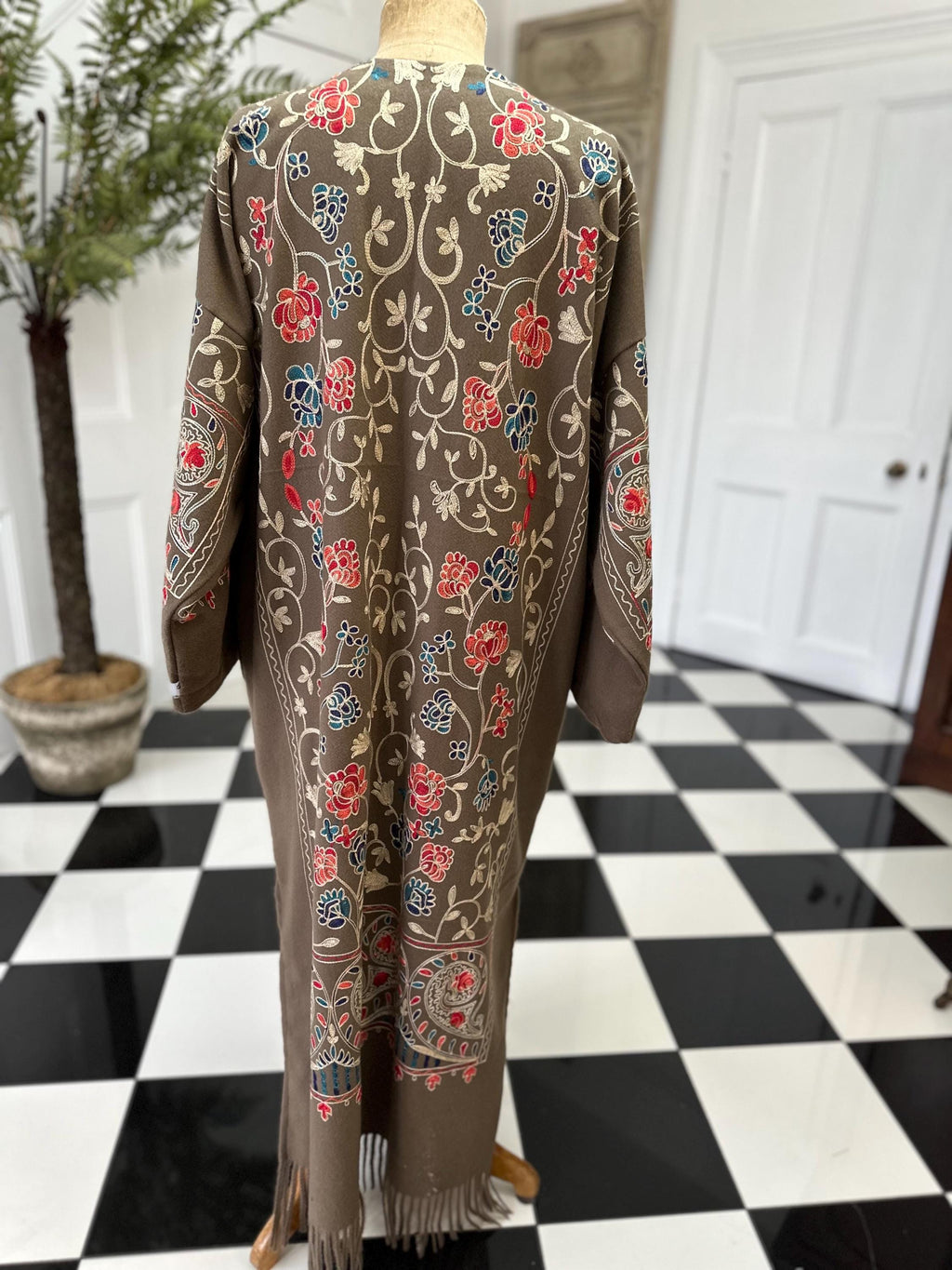 Vintage style long soft robe