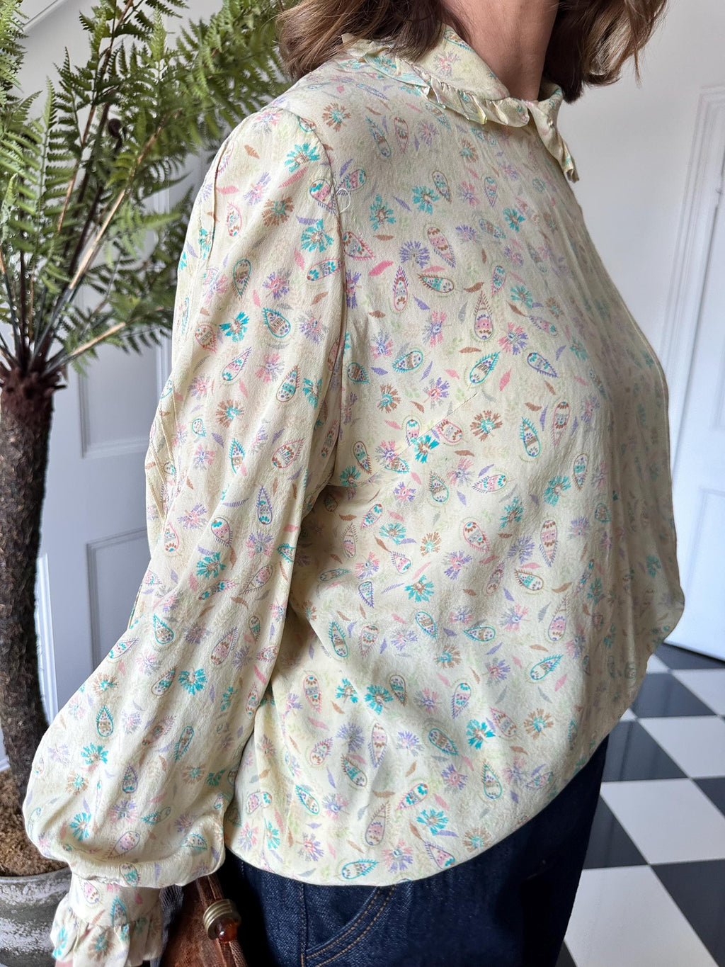 1970 Patel colours silk paisley blouse with ruffle collar and cuff