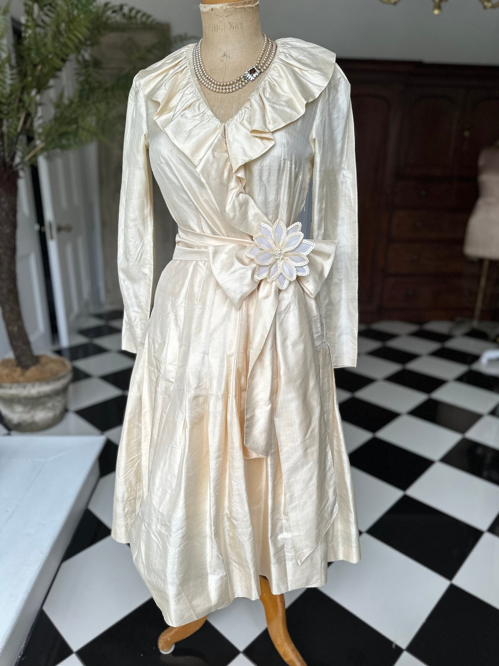 1970 Vintage Dupion silk dress long sleeve