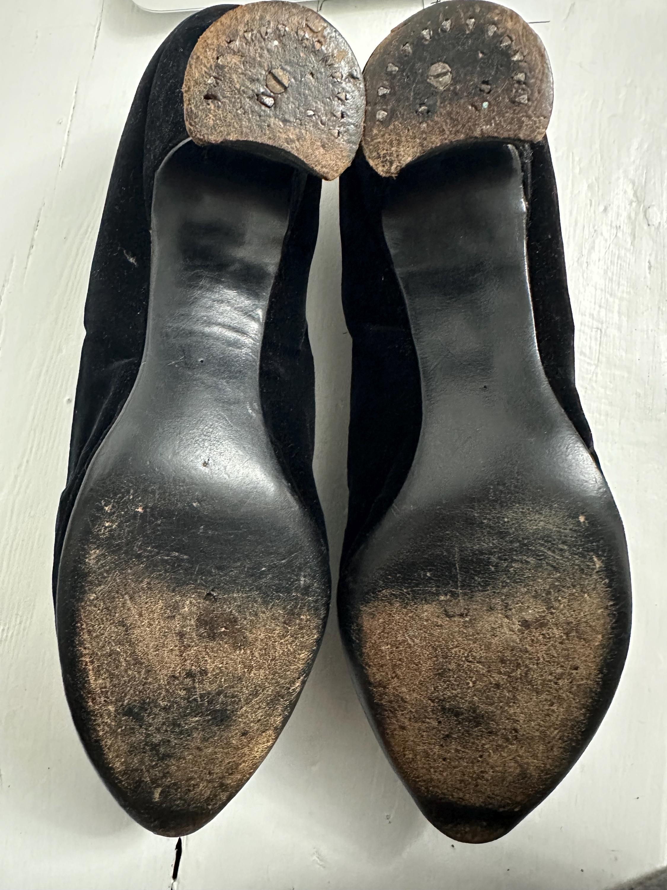 Beautiful Edwardian Velvet Small Heeled Shoes with Buckle