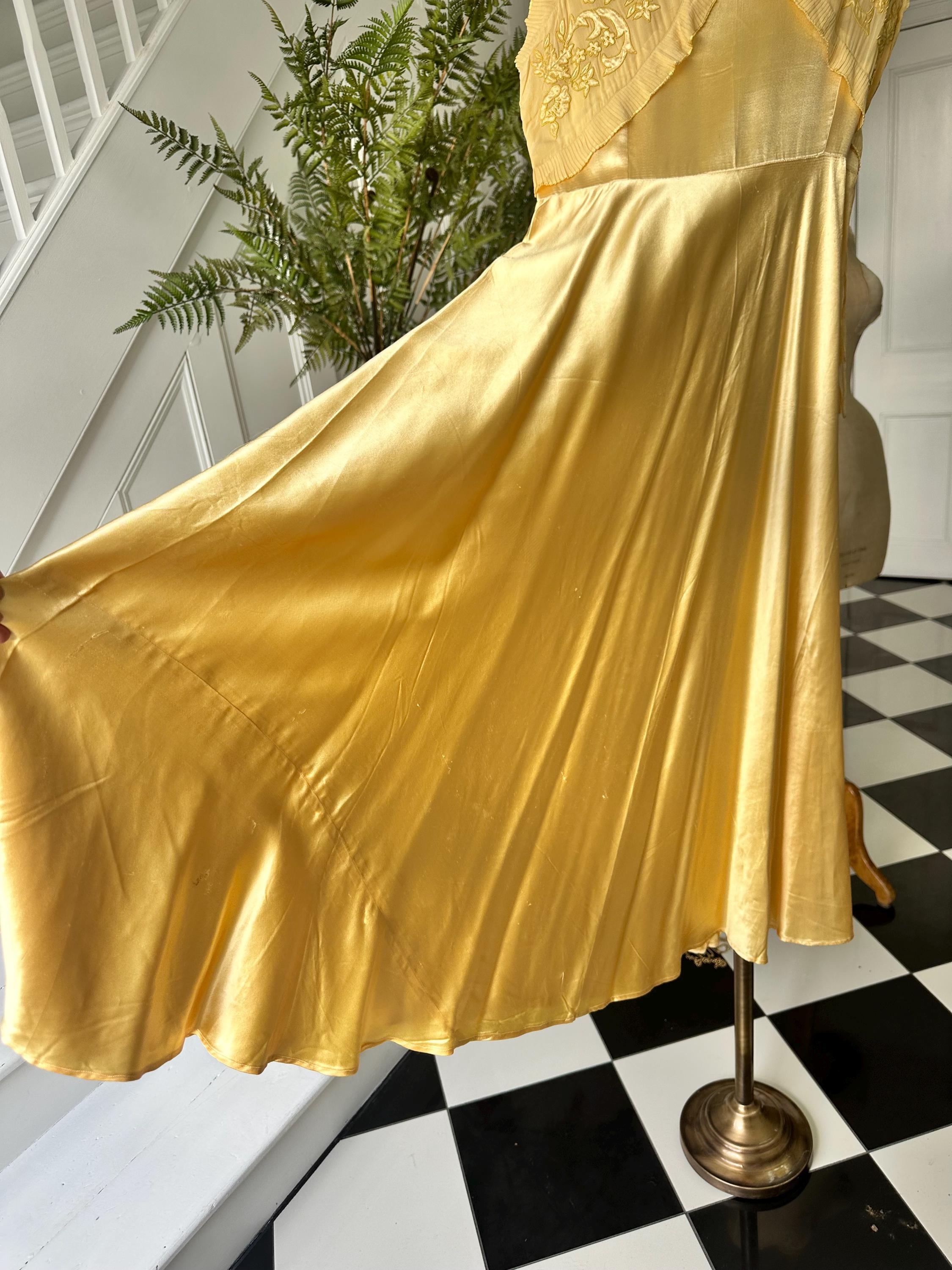 Vintage 1930s yellow Liquid Silk  Hand-Embroidered Charmeuse Bias Cut Gown slip dress