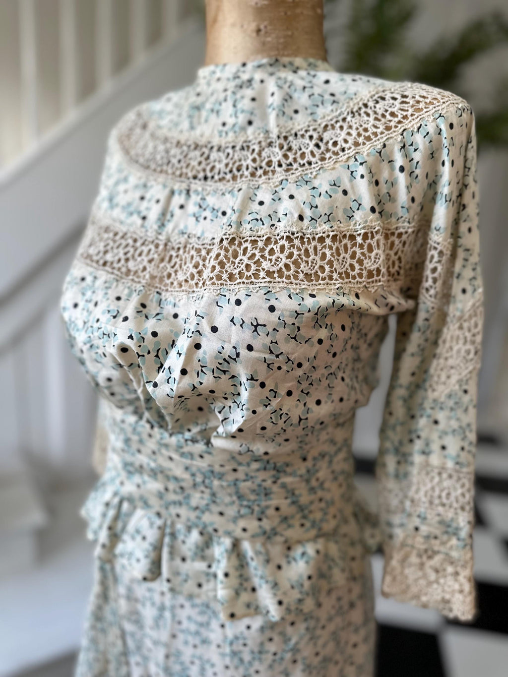 Edwardian Silk Blouse and Skirt Set: Titanic Era, XXS