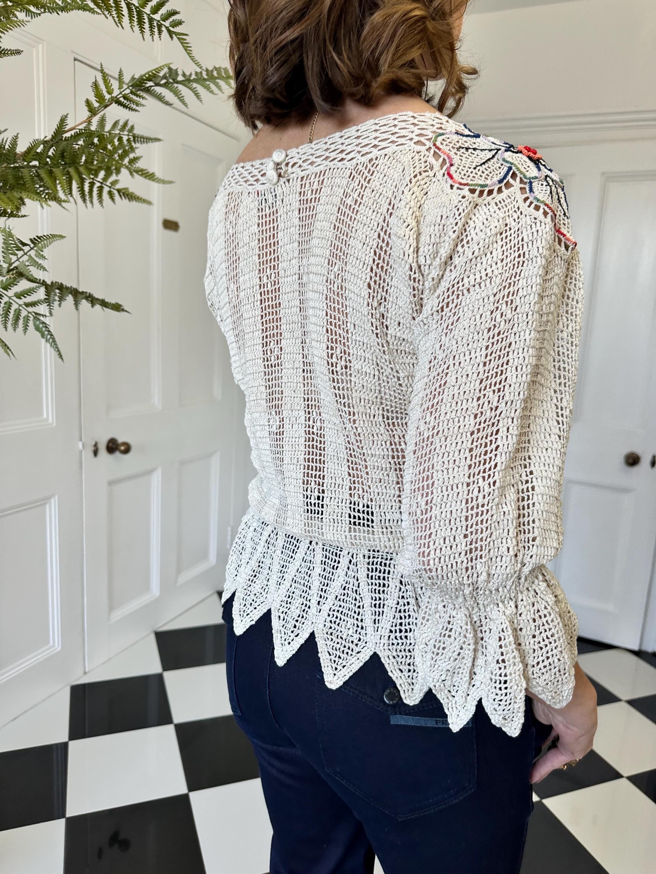 Vintage 1970 hand crochet floral lace blouse