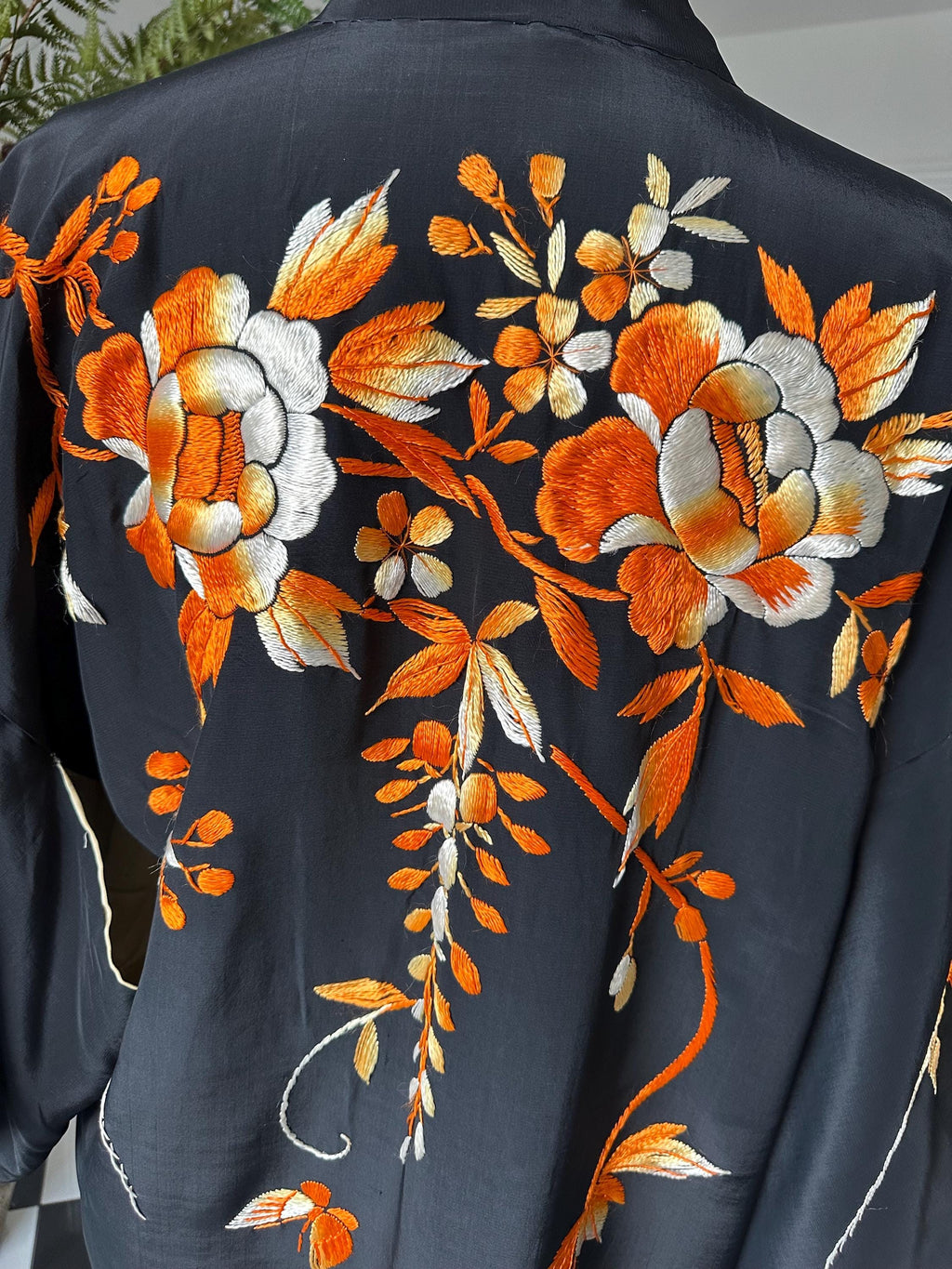 Antique 1920s reversible Japanese  hand embroidery kimono