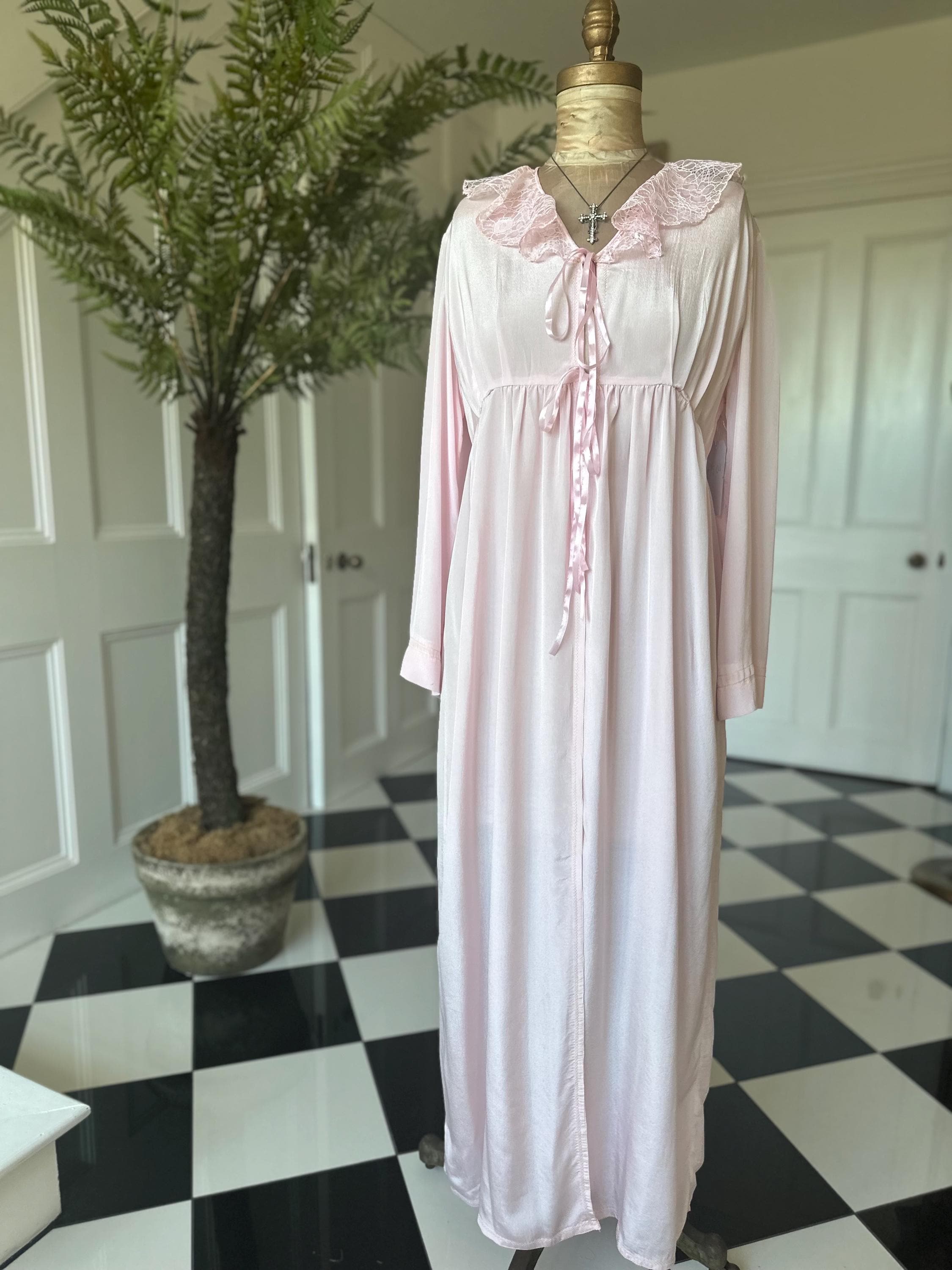 1970s Pink silky and lace long gown house coat