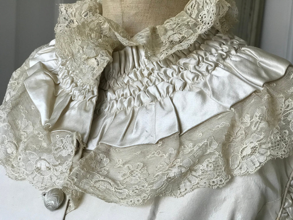 Museum worthy Antique 1880s silk wedding dress  in excellent condition historical costume