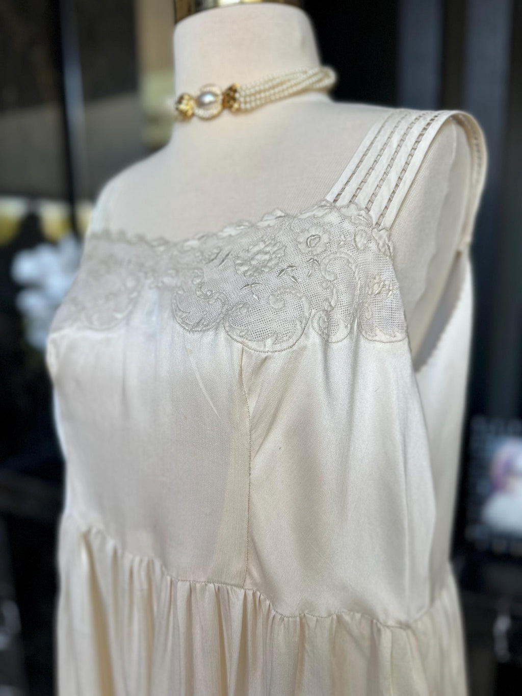 Vintage 1940s cream Silk Slip Dress with hand embroidery  Details