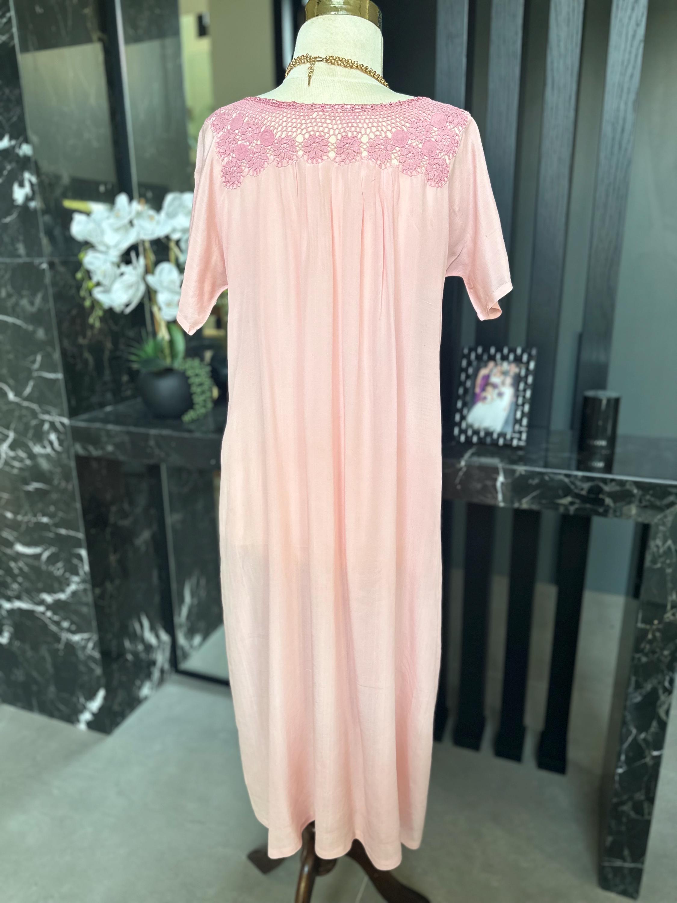 1940s Pink Silk Maxi Dress – Embroidered Crochet Neckline, Flutter Sleeve Gown