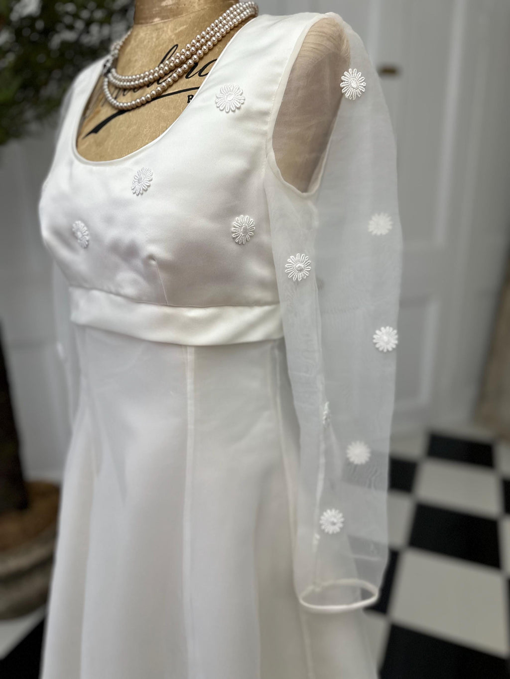 Cream Vintage 1970s Satin Wedding Dress with Organdy Overlay and pretty Daisy flowers