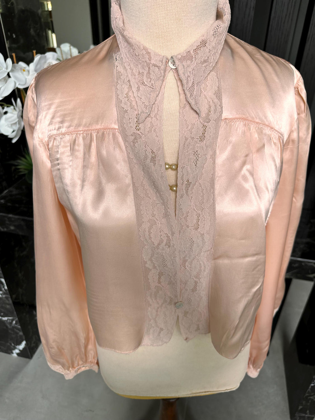 Antique 1930s Peach Silk Satin Bed Jacket – Authentic with Lace Trim Boler