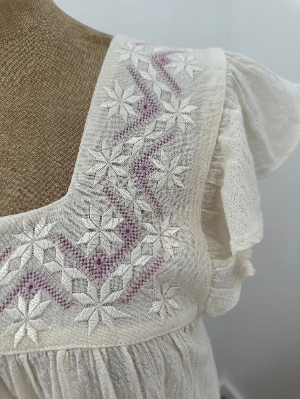 Vintage 1970s muslin long dress with hand embroidery in mauve and cream