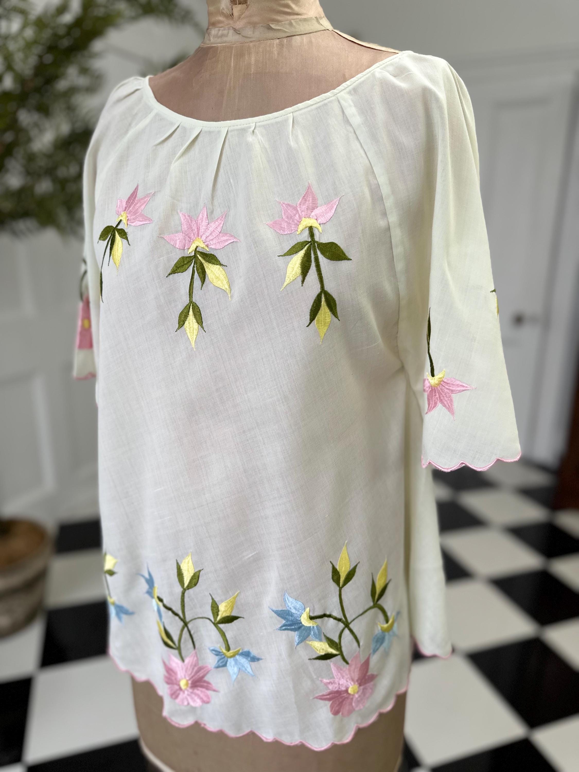 Vintage Floral embroidery Cream Blouse with Short Sleeves