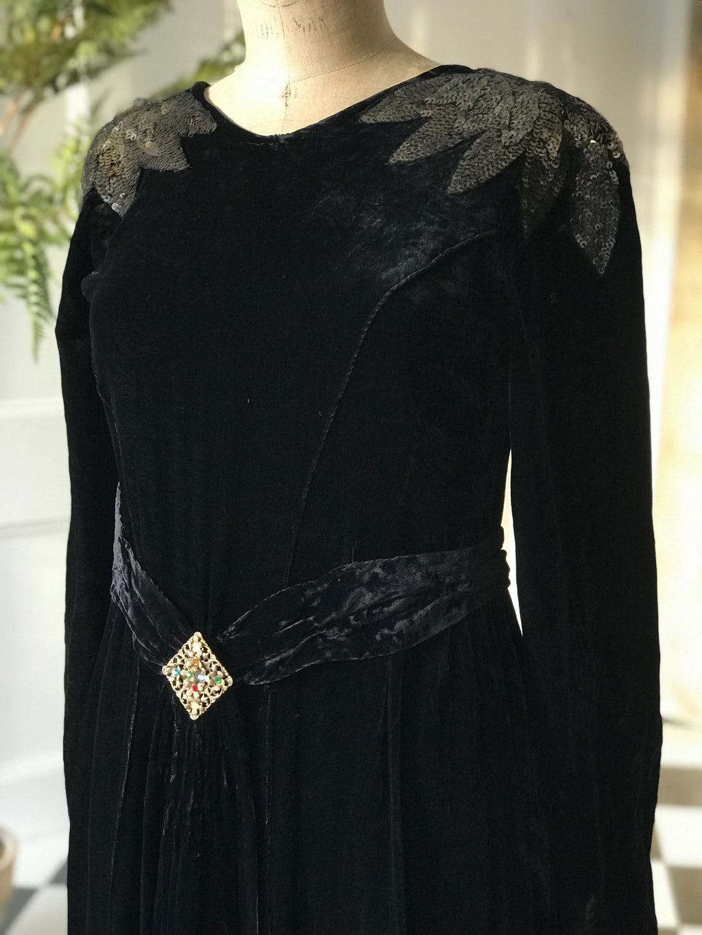 1930s 1940s old Hollywood black silk velvet dress with sequin shoulders details