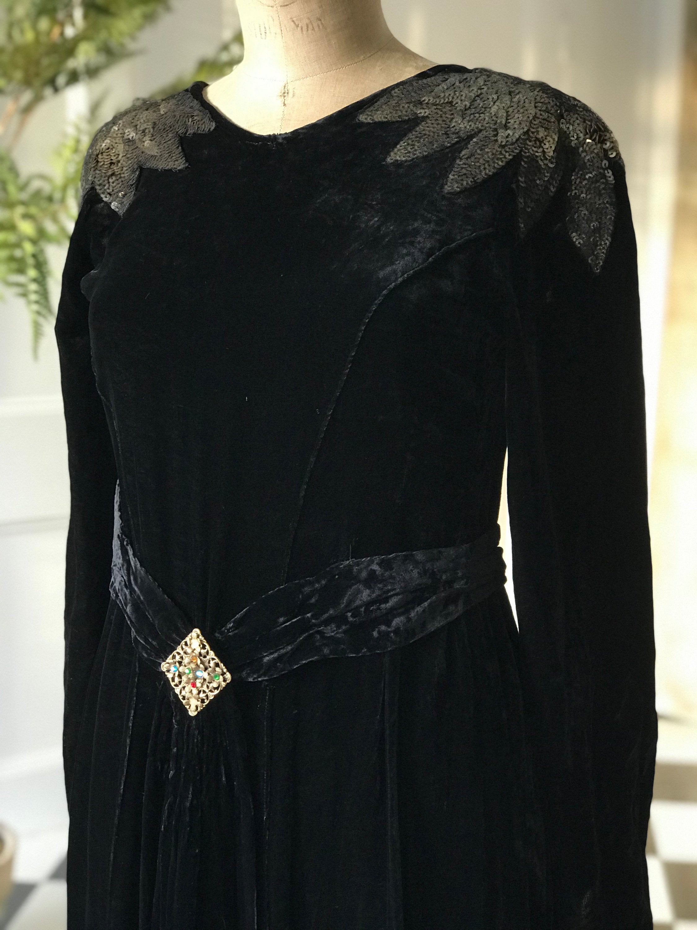 1930s 1940s old Hollywood black silk velvet dress with sequin shoulders details