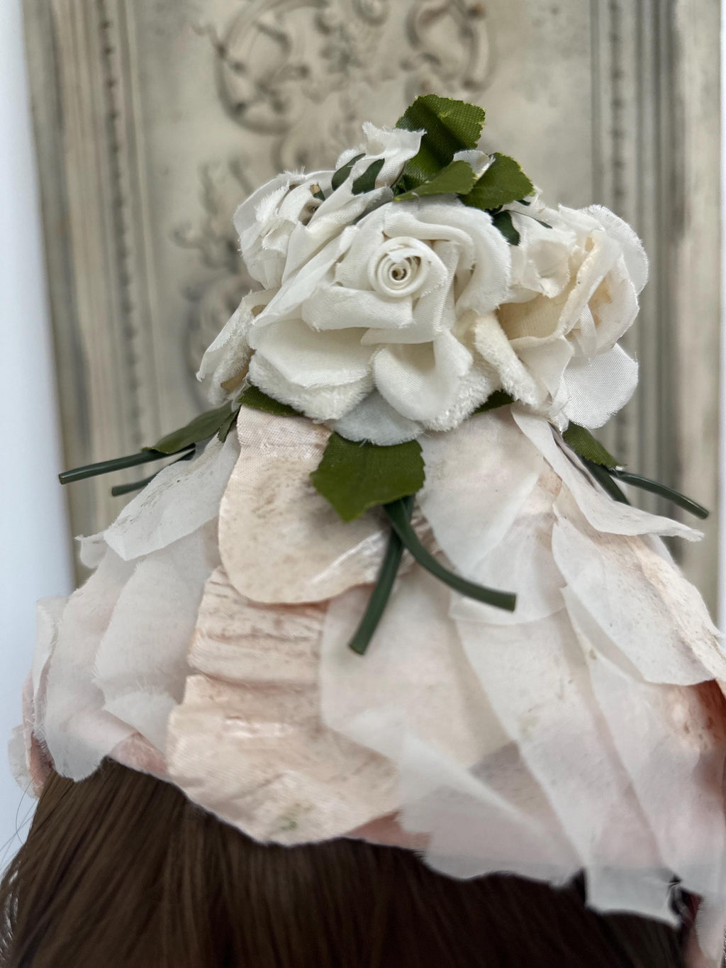 1950s 1960s unusual floral pillbox hat fascinator by Linda Farrell