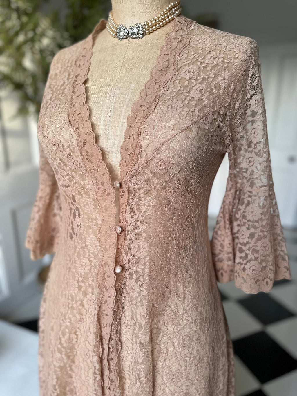1970s Beige sheer lace peignoir robe with bell sleeves