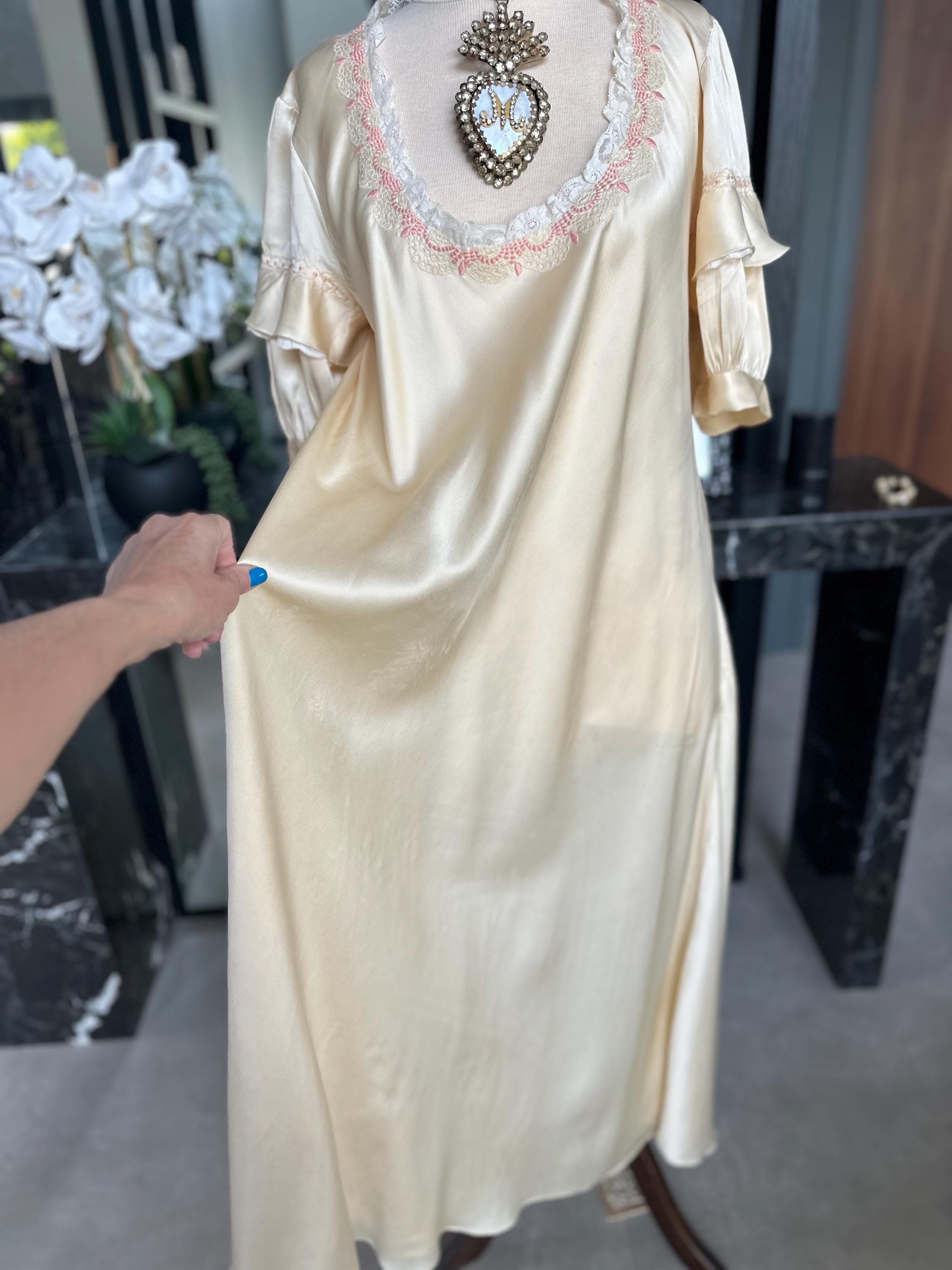 Antique  Green  Silk slip dress 1920s Old Hollywood Glamour