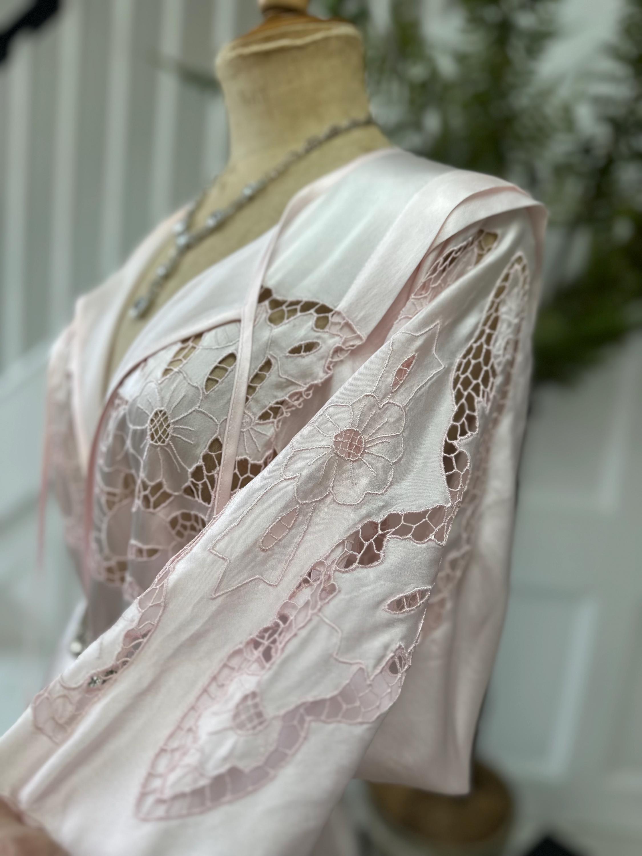 1970s Pink Satin dressing gown with Cutout Lace Loungewear