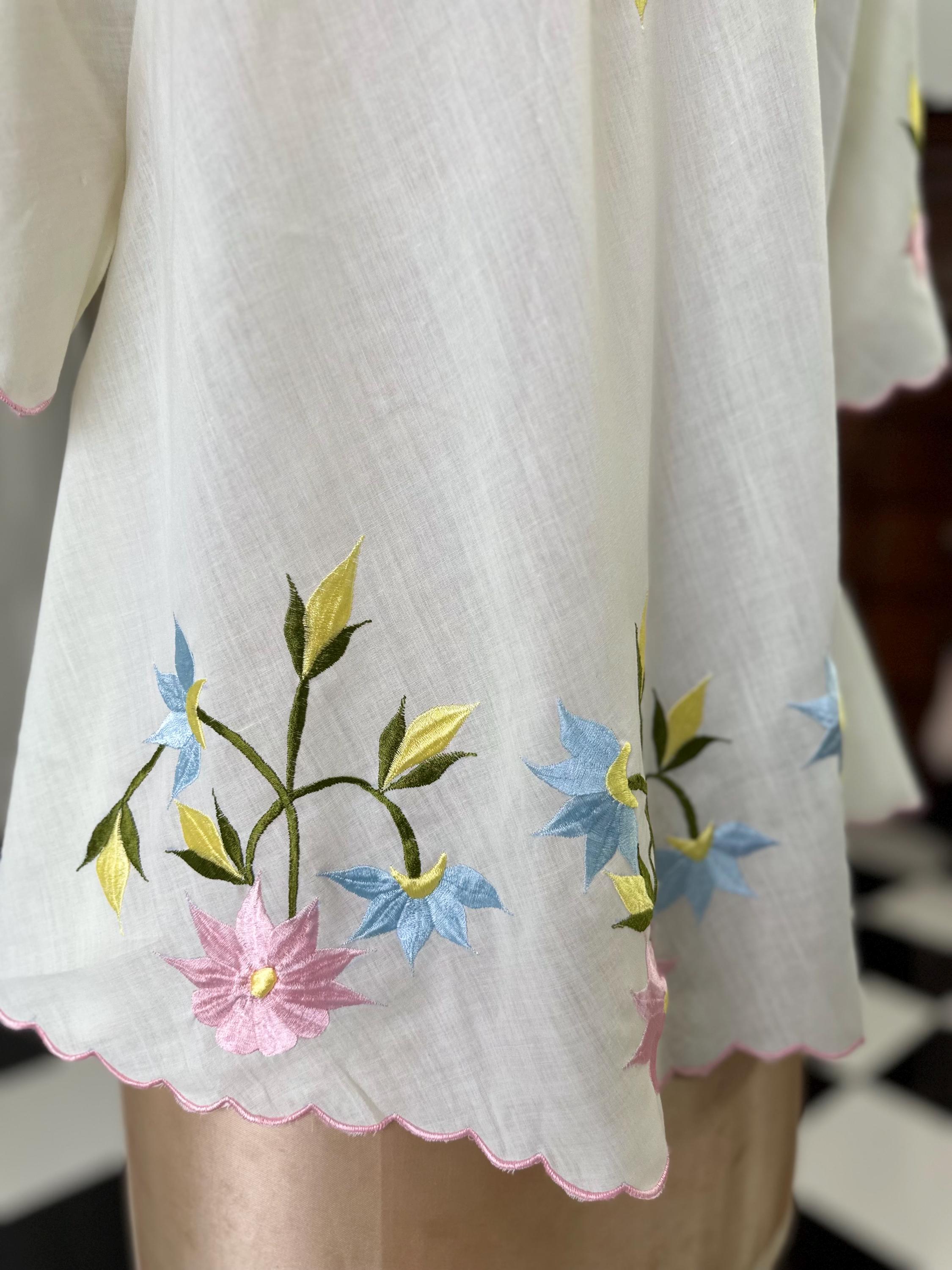 Vintage Floral embroidery Cream Blouse with Short Sleeves
