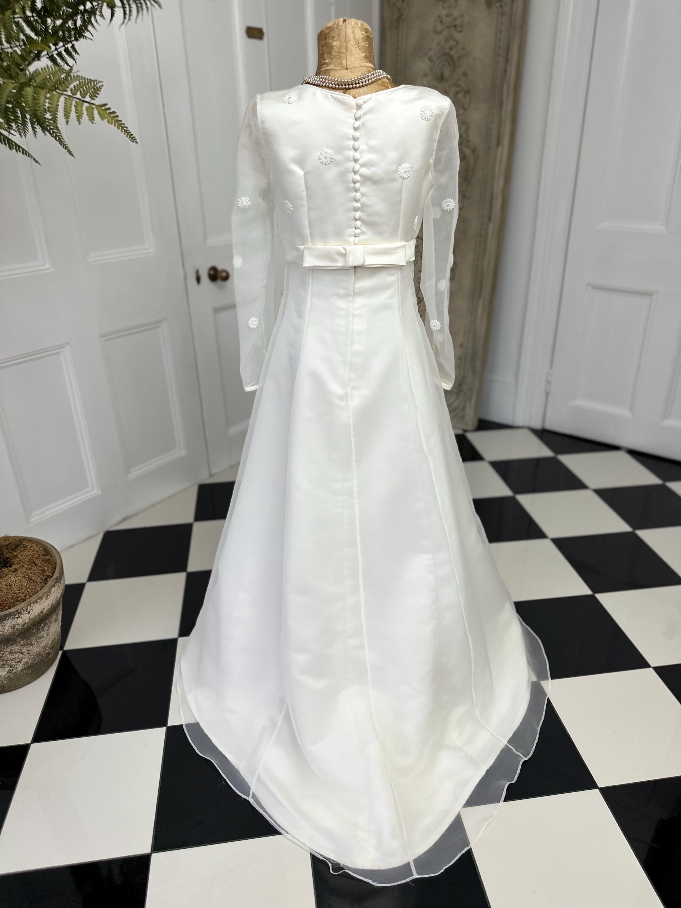 Cream Vintage 1970s Satin Wedding Dress with Organdy Overlay and pretty Daisy flowers