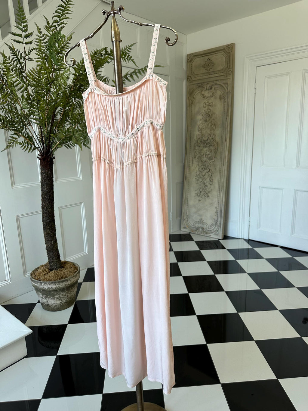 1940s Vintage Peach Silk Dress