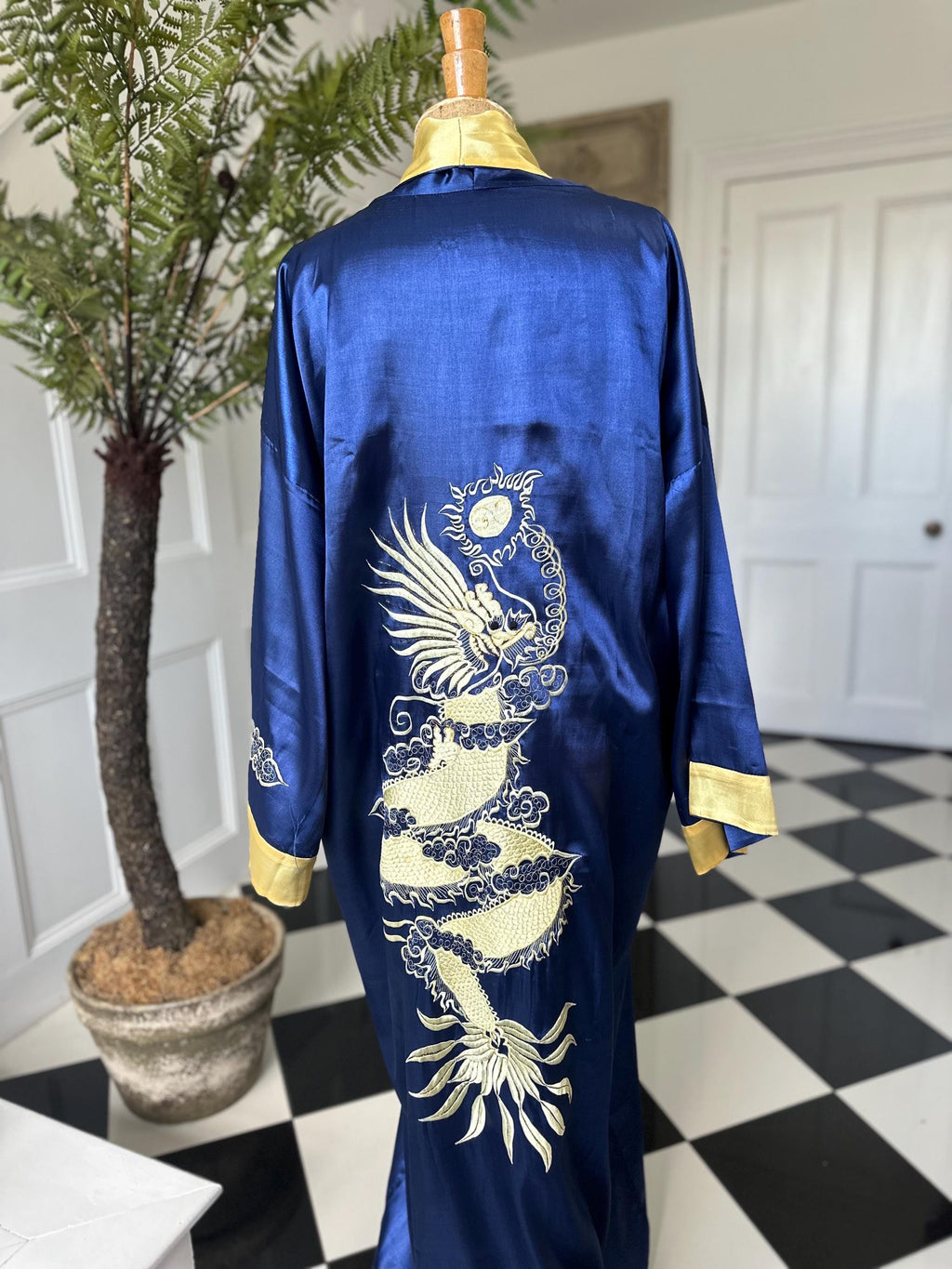 1970s reversible Kimono in yellow and royal blue size XXL