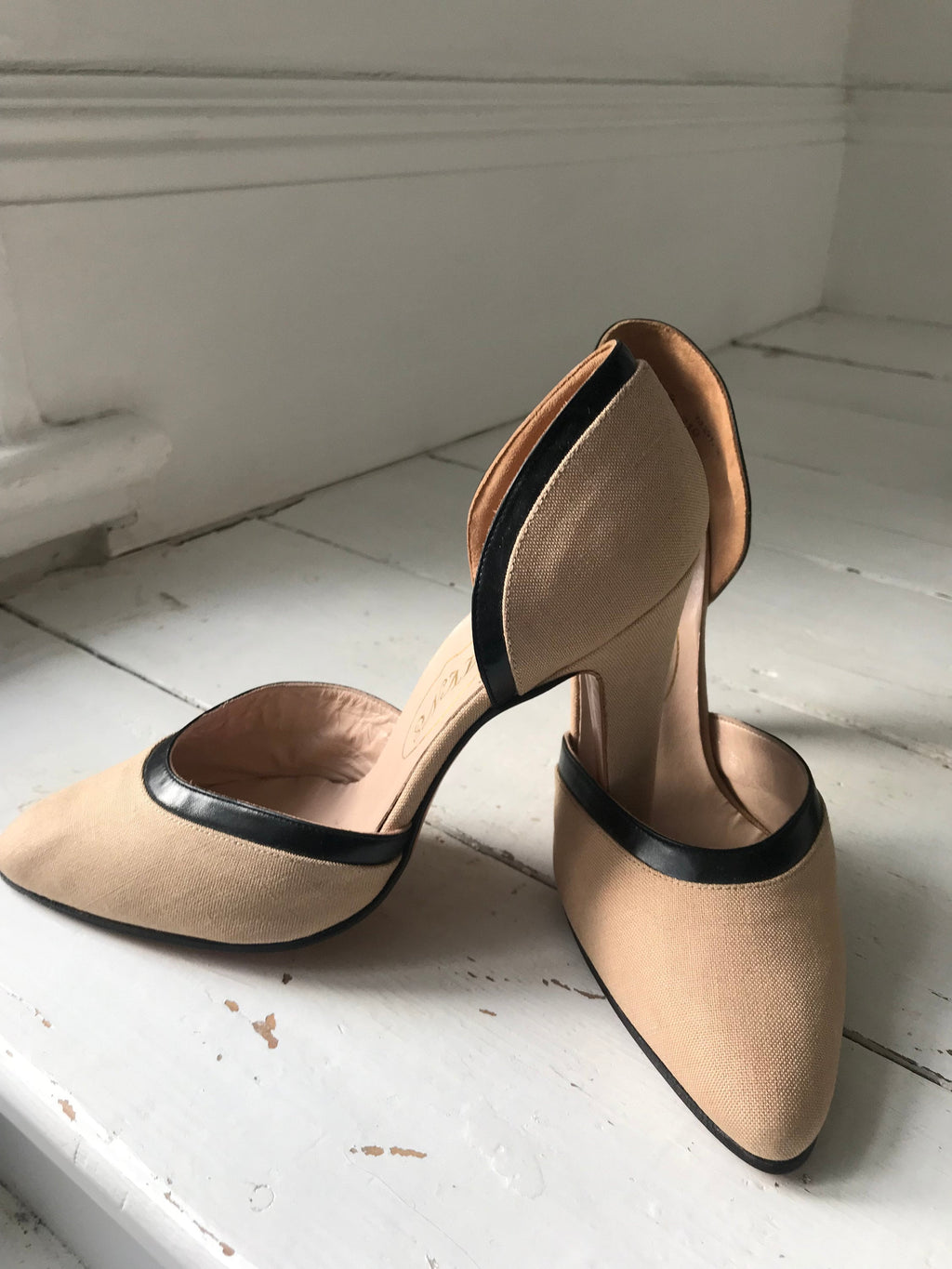 Rayne Cream Linen Heels with Black Leather Trim (UK 3.5 / US 6b)