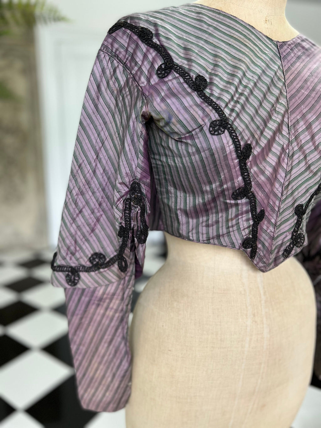 Antique 1850 1860s two tone purple silk bodice