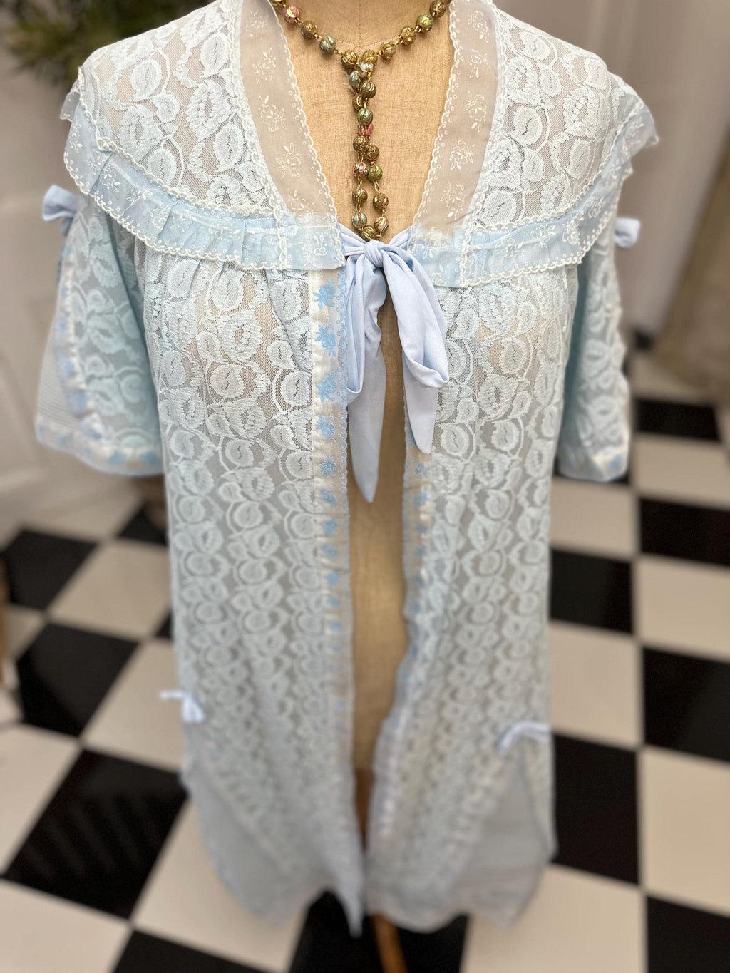 Vintage 1950 baby blue lace dressing gown house coat